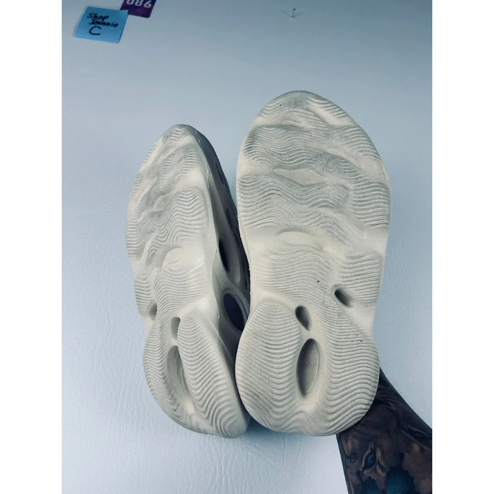 Adidas Yeezy Foam Runner Women's Size 6/Men's Size 5